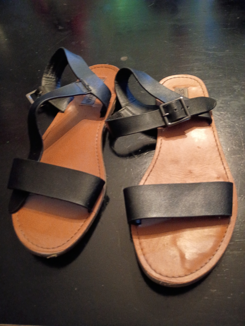 Steve Madden Black Leather Two-Band Sandals 8.5